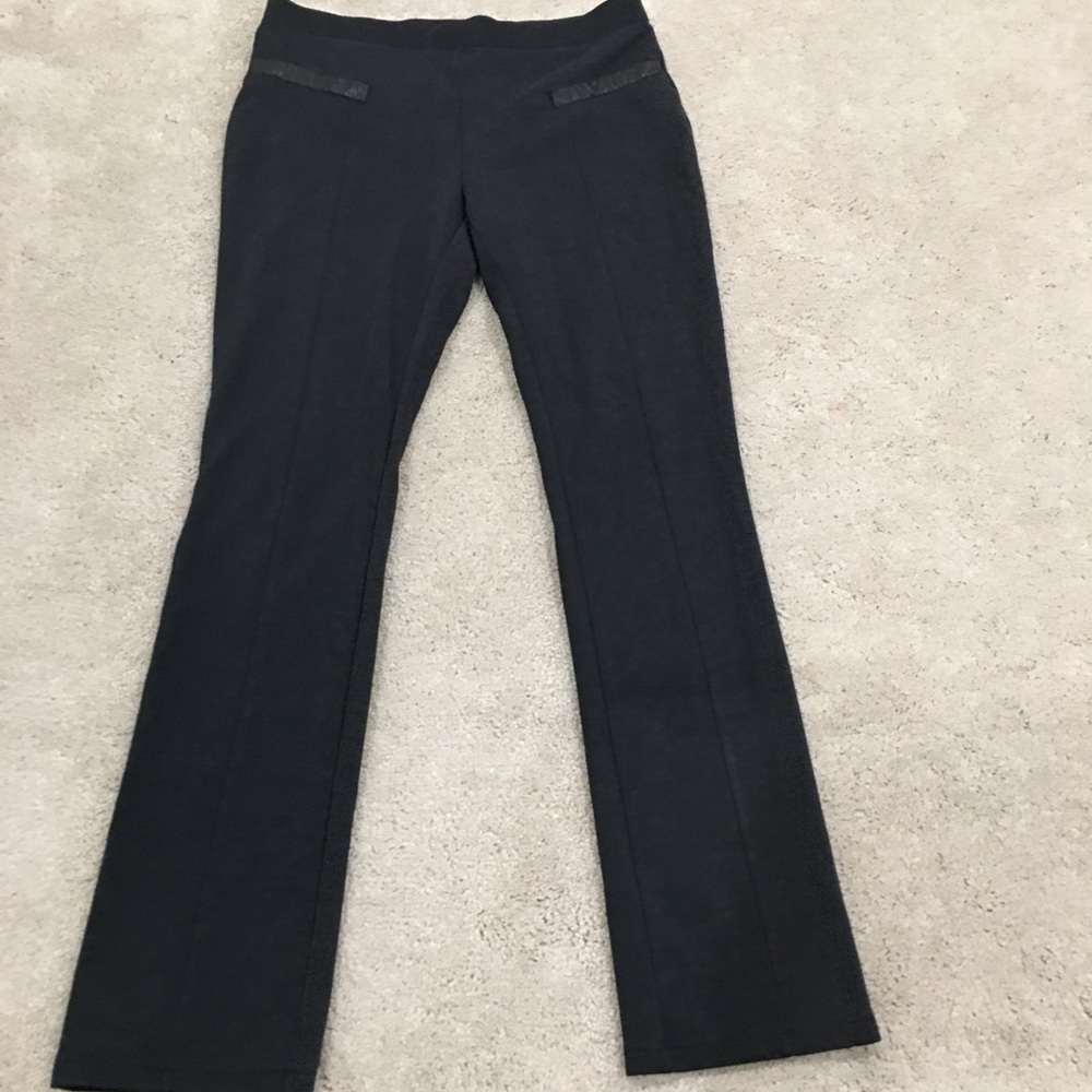 Stretchable black pant